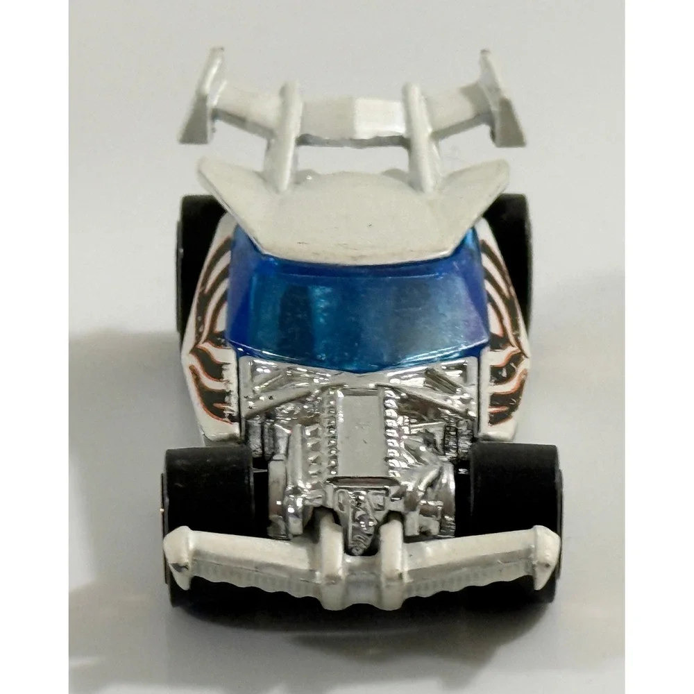 Hot Wheels Drift King Toy Car Kids 1:64 White Pearl Copper Graphics 2010 - Picture 2 of 6